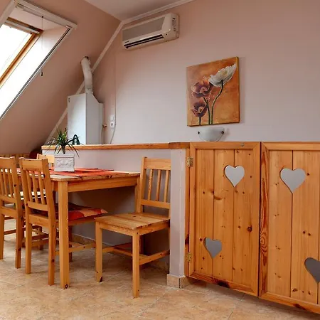 Abbázia Apartman Gyula